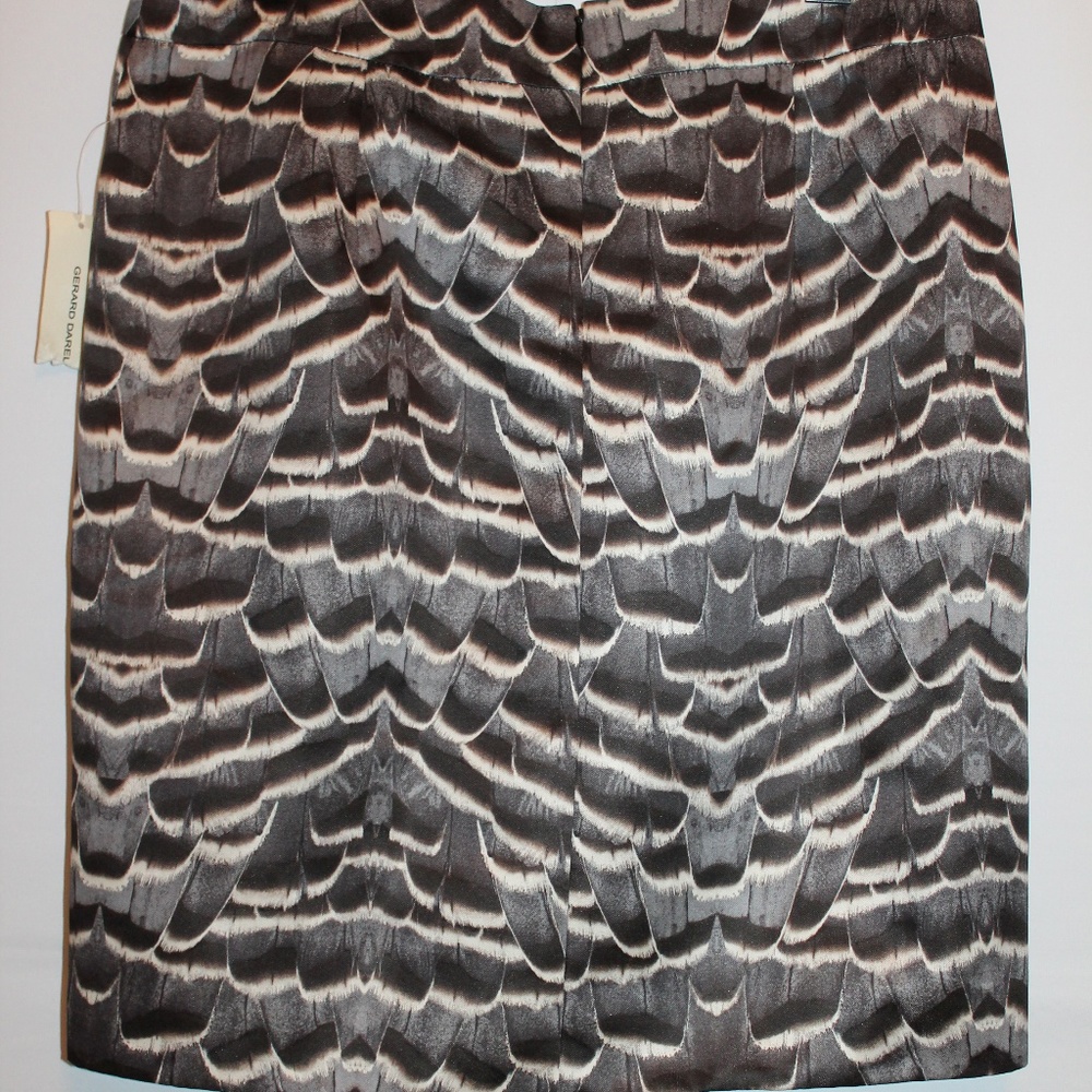 Gerard Darel Skirt Gray Black Feather Print 12 NEW